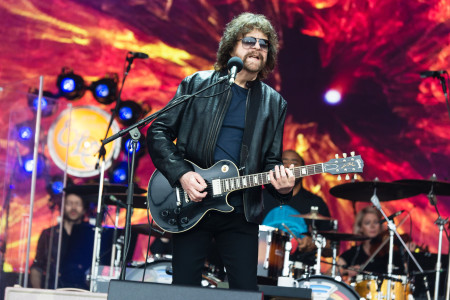 Mandatory Credit: Photo by Richard Isaac/REX/Shutterstock (5735283ba)
Jeff Lynne - Jeff Lynne's ELO - Electric Light Orchestra - performing on the Pyramid Stage
Glastonbury Festival, UK - 26 Jun 2016
Day 5, Sunday