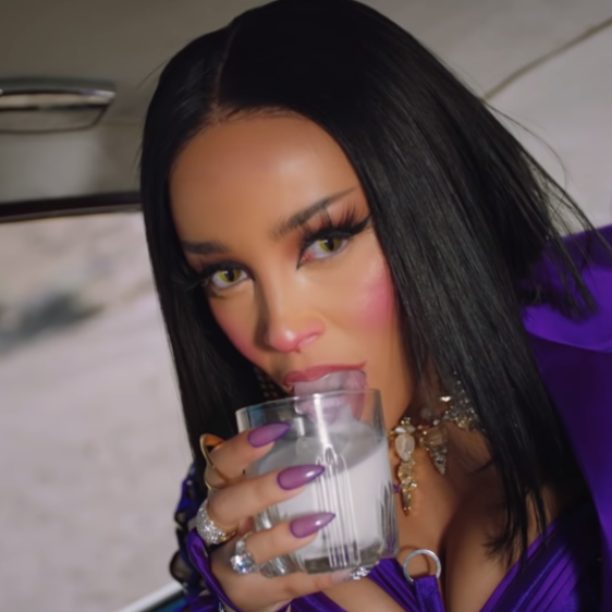 "Bitch, I'm a Cow": Doja Cat turns reptilian in new single "Rules"